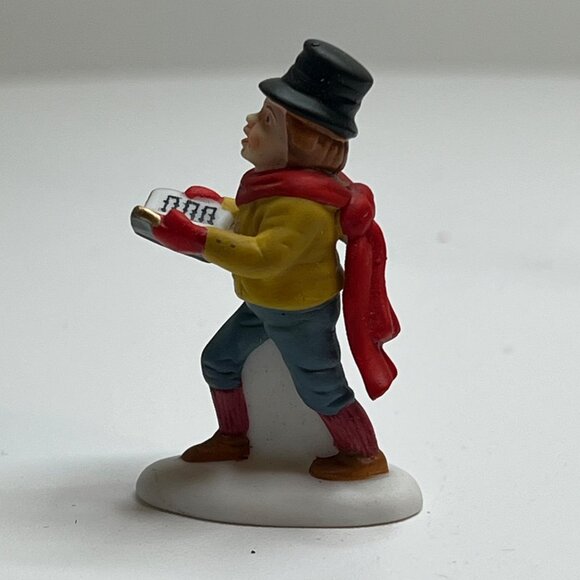 Dept 56 Caroling With The Cratchit Family, Caroler, Dickens Loose Figurine - Picture 3 of 6